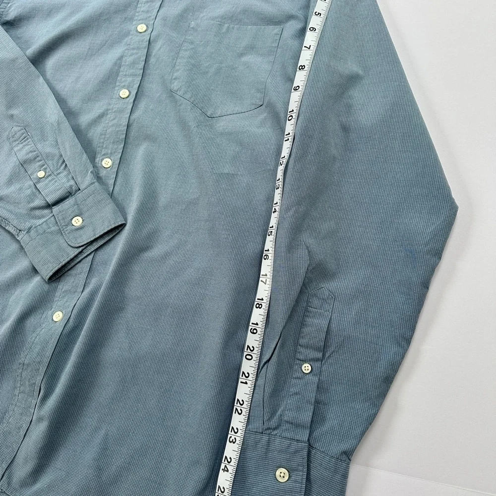 Men’s J. Crew Long Sleeved Shirt Size Large​​​
